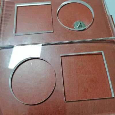 Role Máquina de corte de perfuração a laser de vidro de grande formato para aplicações personalizadas