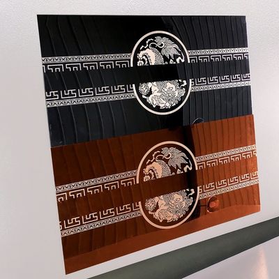 Laser CNC de gravação em rede para a maior placa de aço inoxidável decorativa colorida do mundo