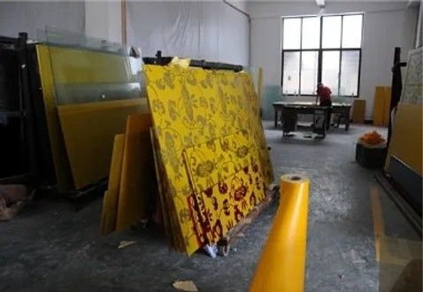 Máquina de gravação de lâmina de laser vertical de vidro para arte