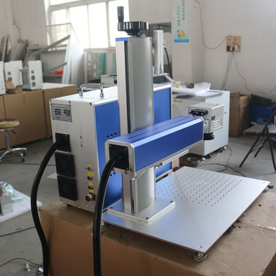 Máquina de marcação de gravadora de laser de fibras metálicas mini portáteis/CO2 UV Raycus/Max/Ipg Jpt/Mopa